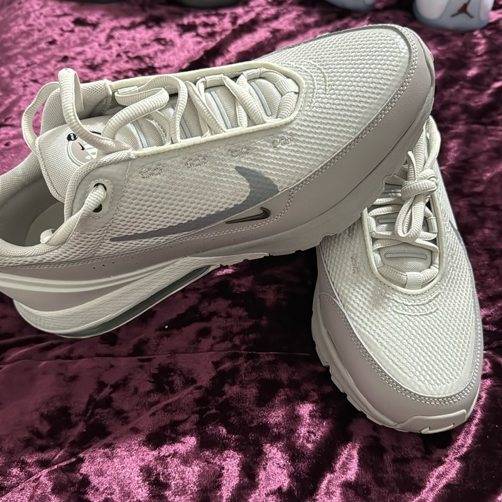 Nike Men's Air Max Pulse Shoes